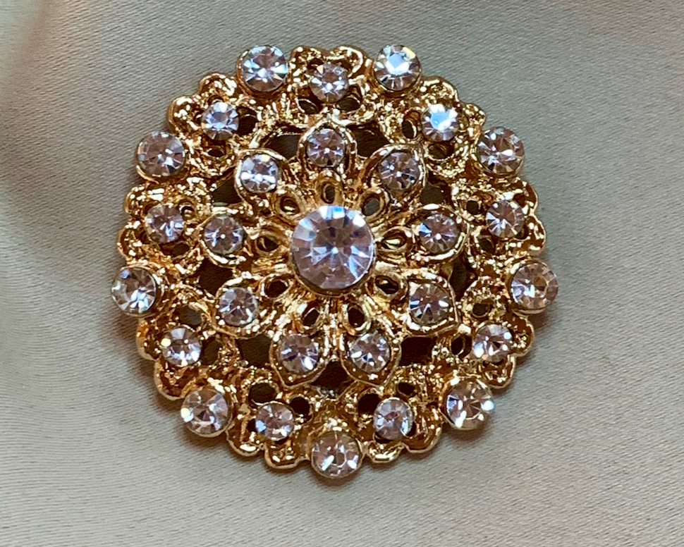 Timeless Gold Brooch w/Rhinestones