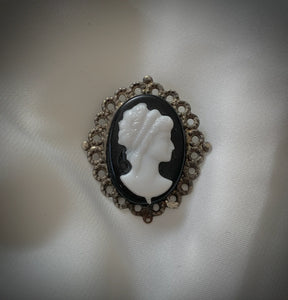 Black & White Cameo Brooch RENTAL