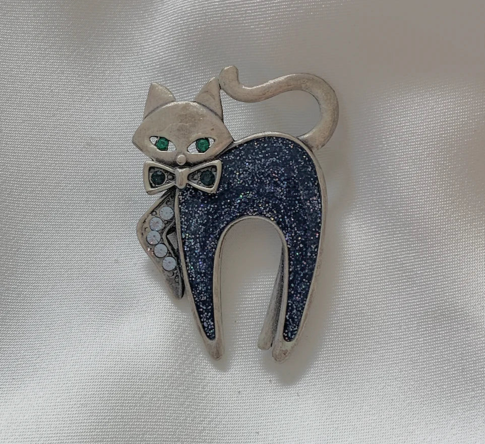 Silver Cat in BowTie Brooch RENTAL