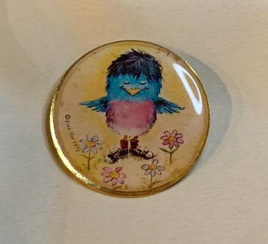 Funny Bird Round Pin with Innocent Drawing