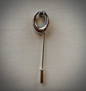 Stick Pin in Silver with Open Oval