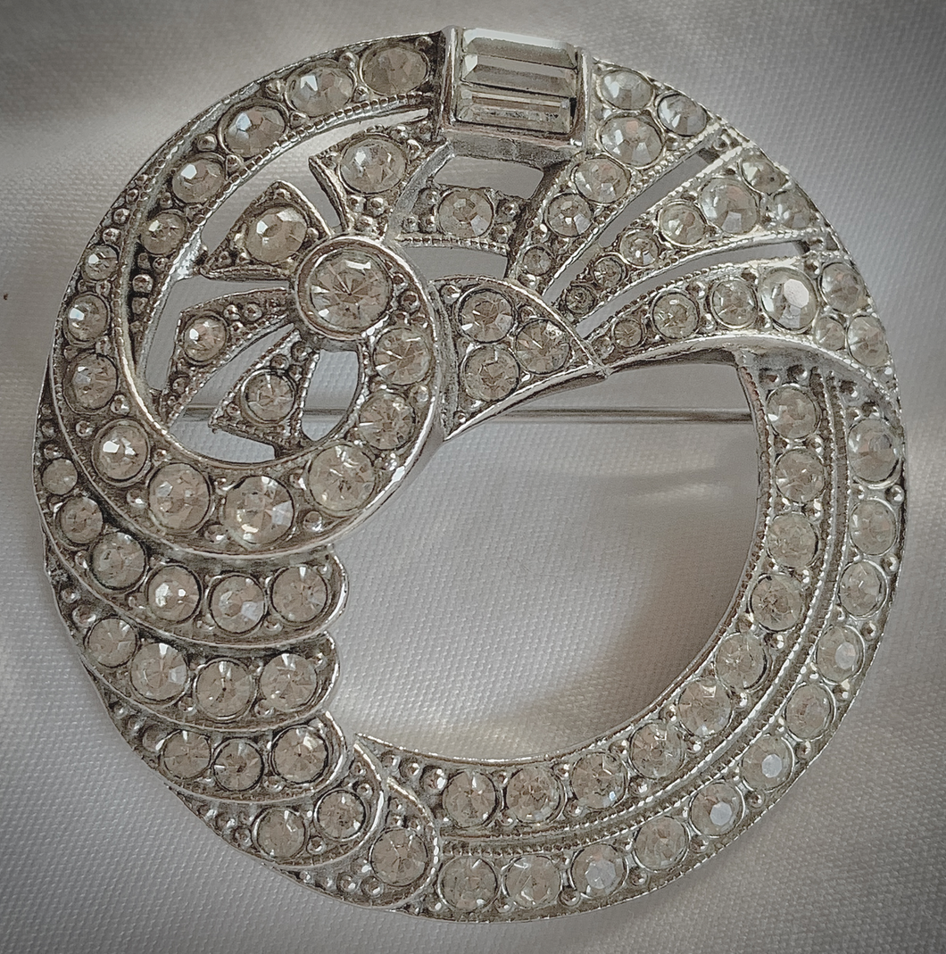 Stunning Art Deco Bond Boyd Circular Rhinestone Brooch