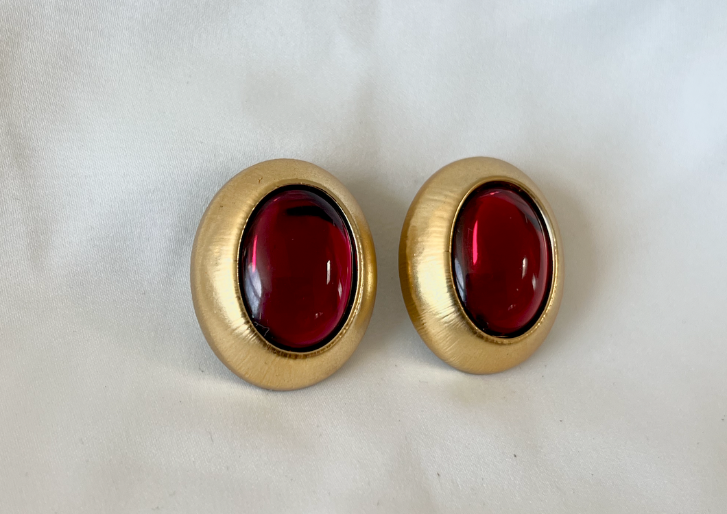 Glamourous thick gold clip on deep pink, red earrings RENTAL