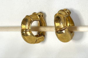 Quality clip on Gold earrings, matte & shiny RENTAL