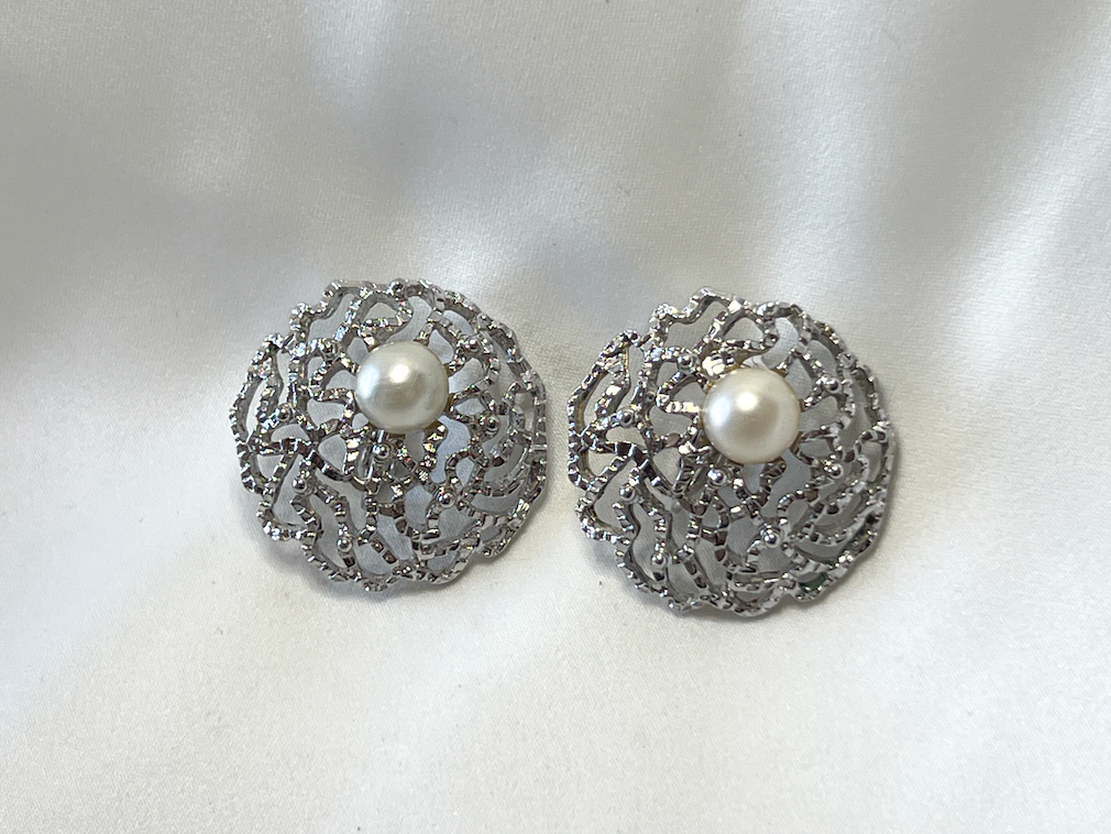 Sara Coventry pearl set silver nest of filagree, clip on earrings  RENTAL