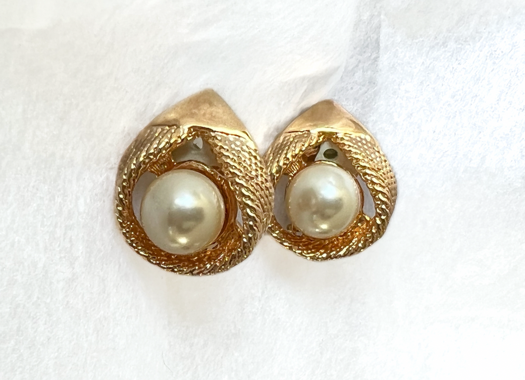 Full round pearl set in gold teardrop shape clip on earrings RENTAL