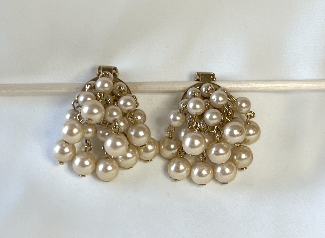 Fabulous drop cluster button pearl clip-on earrings RENTAL