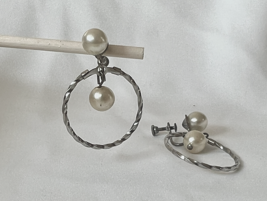 Silver hoop with ivory pearl at ear Screw back earrings RENTAL