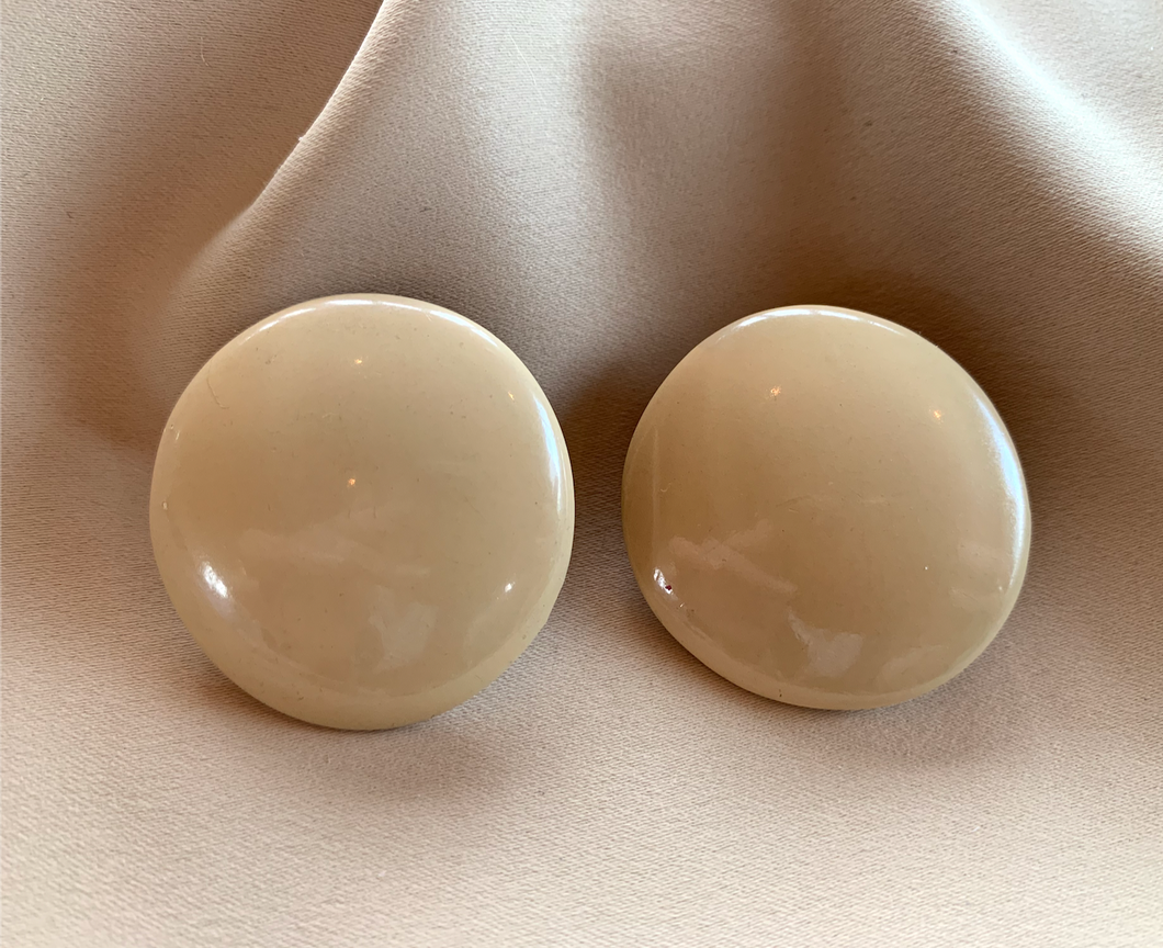 Clip-On Beige Button Round Composite Earrings RENTAL