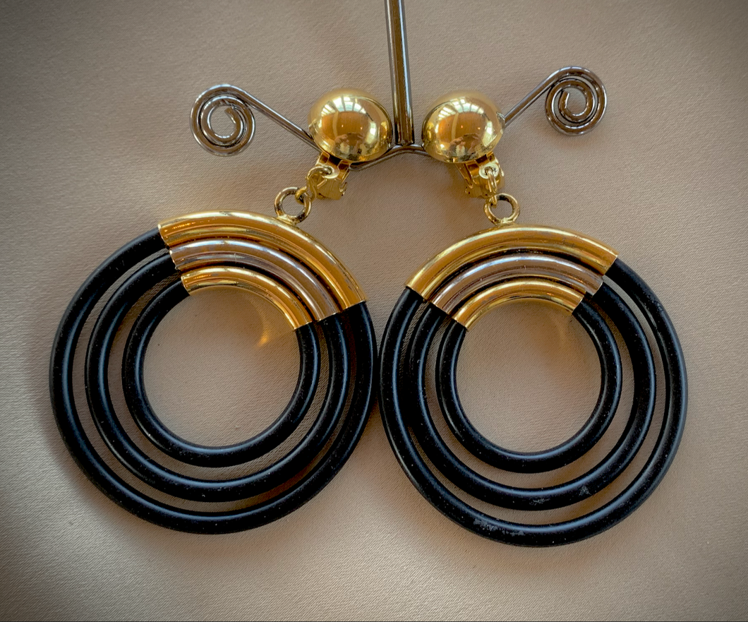 Clip-On Vintage Triple Black Rubber Hoop w/Gold Earrings RENTAL