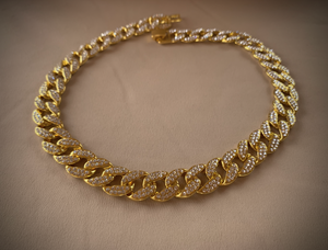 Oversized flat link short gold necklace w pave rhinestones 18" RENTAL