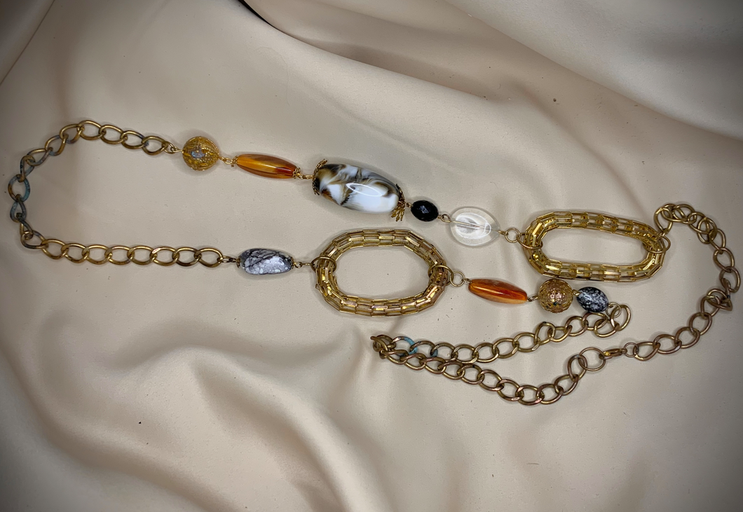 Warm metal & polished stone long necklace Gold 43