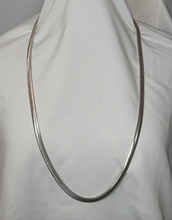 Load image into Gallery viewer, Wide flat long snake chain 36&quot; necklace RENTAL
