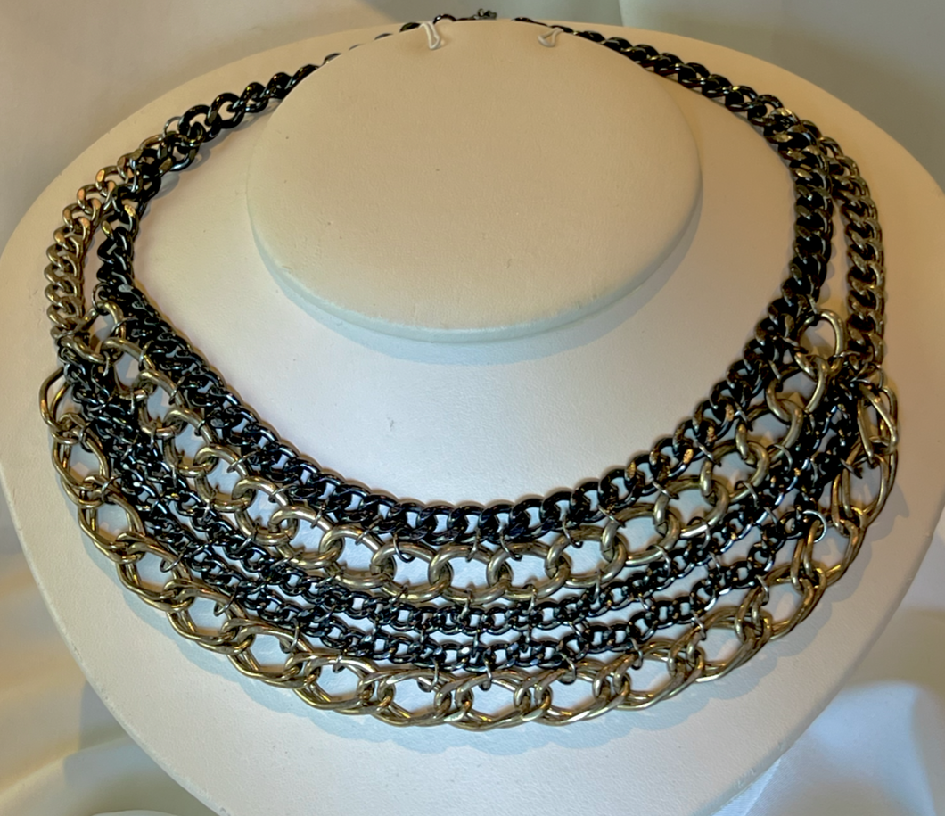 4 Layers different chains warm metal necklace RENTAL