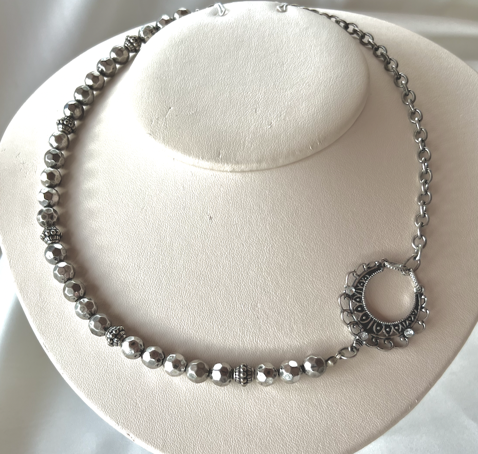 Asymmetrical pewter look facetted round beads & oval chain RENTAL