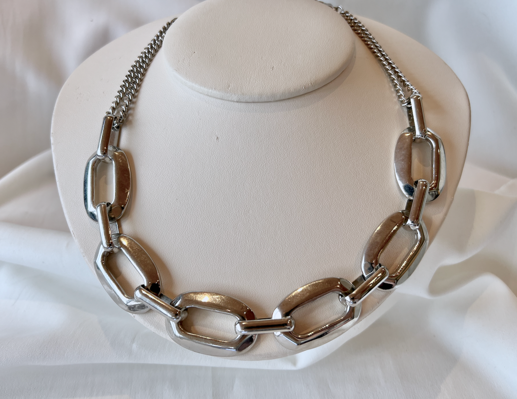 Oversized link silver choker necklace w/2 chains RENTAL