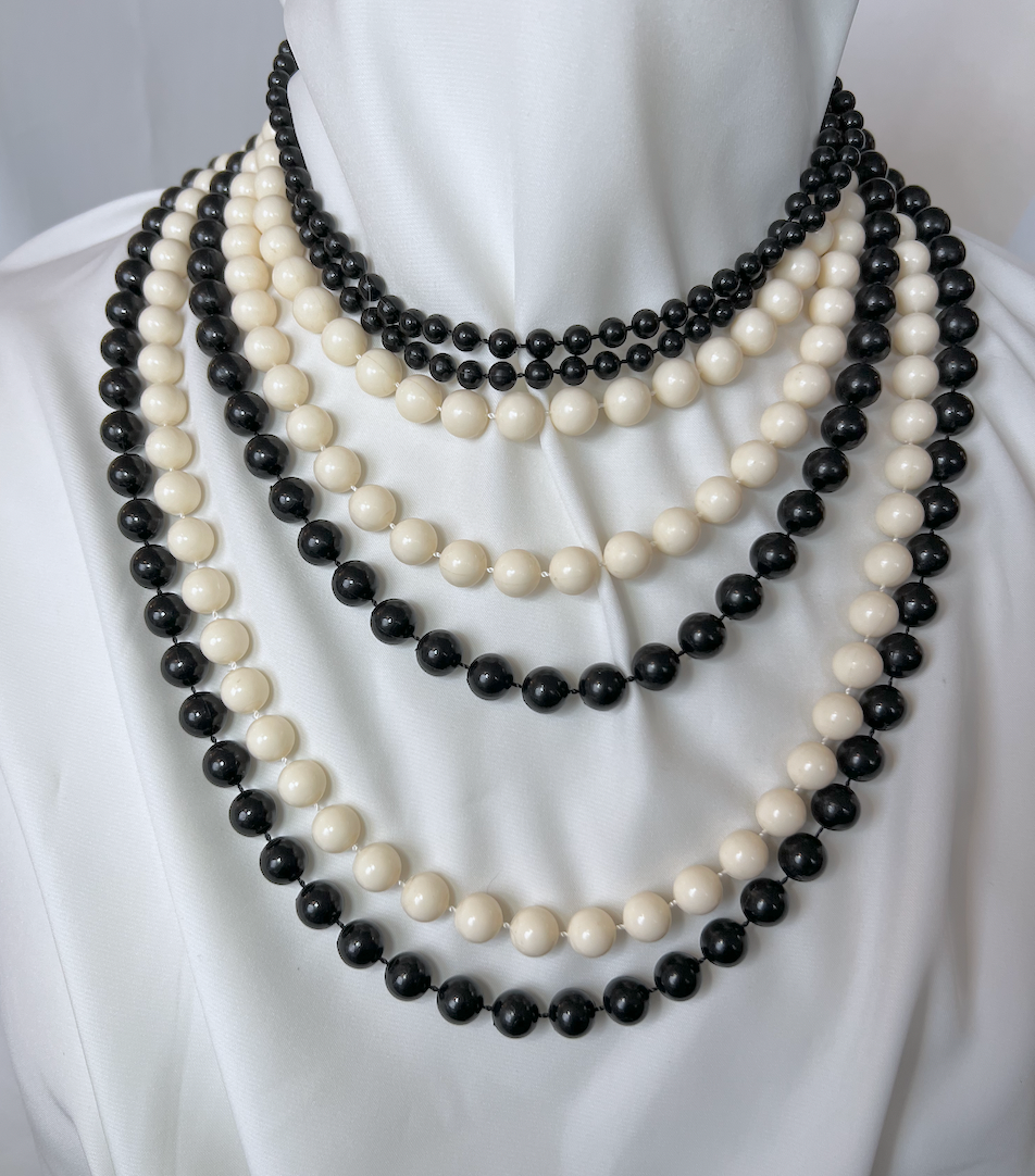 7 strand, black and white layered pearls w/clasp necklace RENTAL