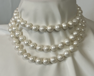 Vintage triple strand pop bead necklace RENTAL