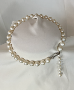 Single strand of warm pearls, hand knotted necklace 3 RENTAL