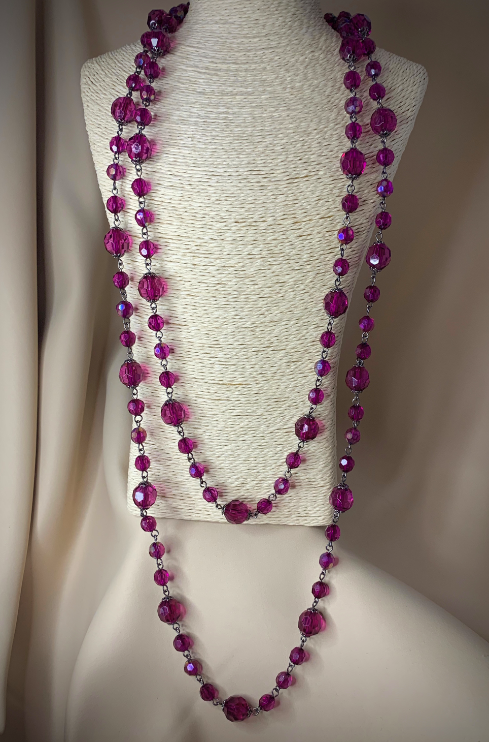 Purple facetted glass and metal links long necklace RENTAL