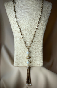 Vintage gold chain necklace w/ pearls and tassel RENTAL