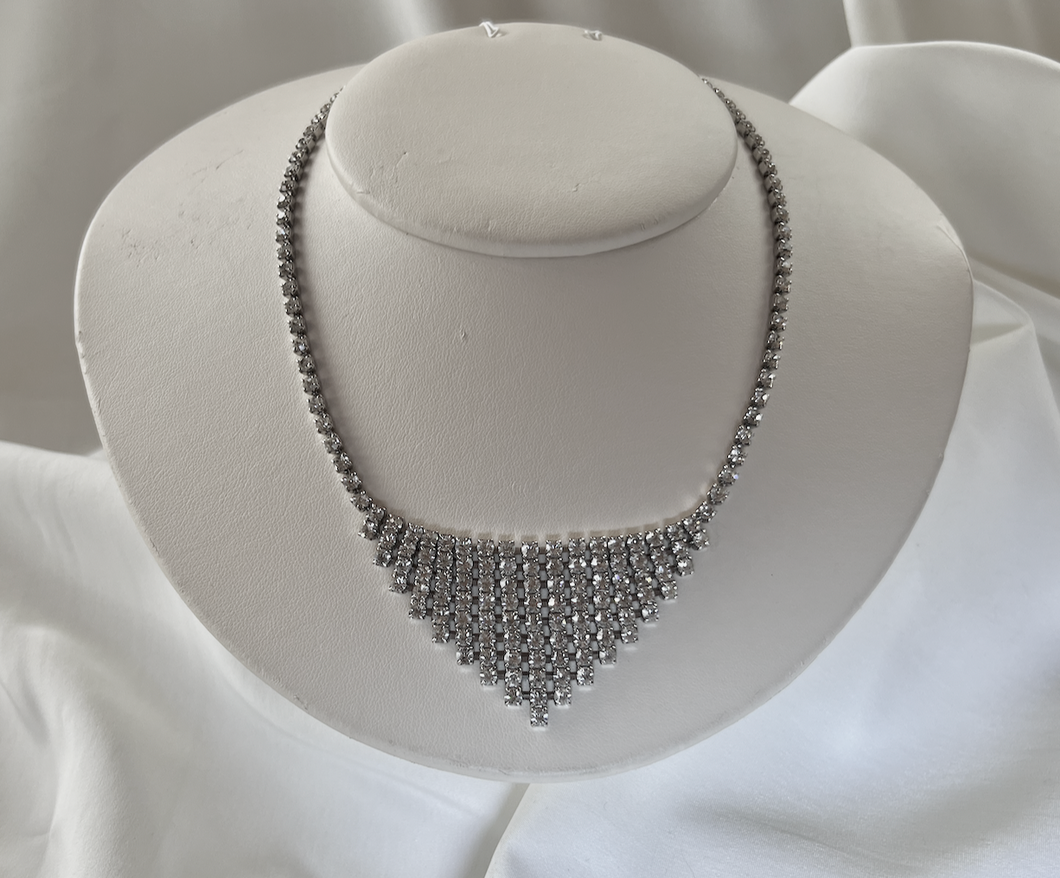 Single row white rhinestones solid V pave hinged drop necklace RENTAL