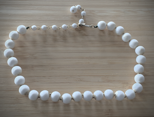 Round bead single strand camera white choker necklace RENTAL