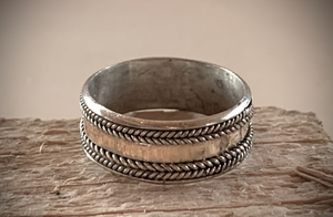 Fine 6mm Silver Band with Gold & Raised Detail Ring RENTAL