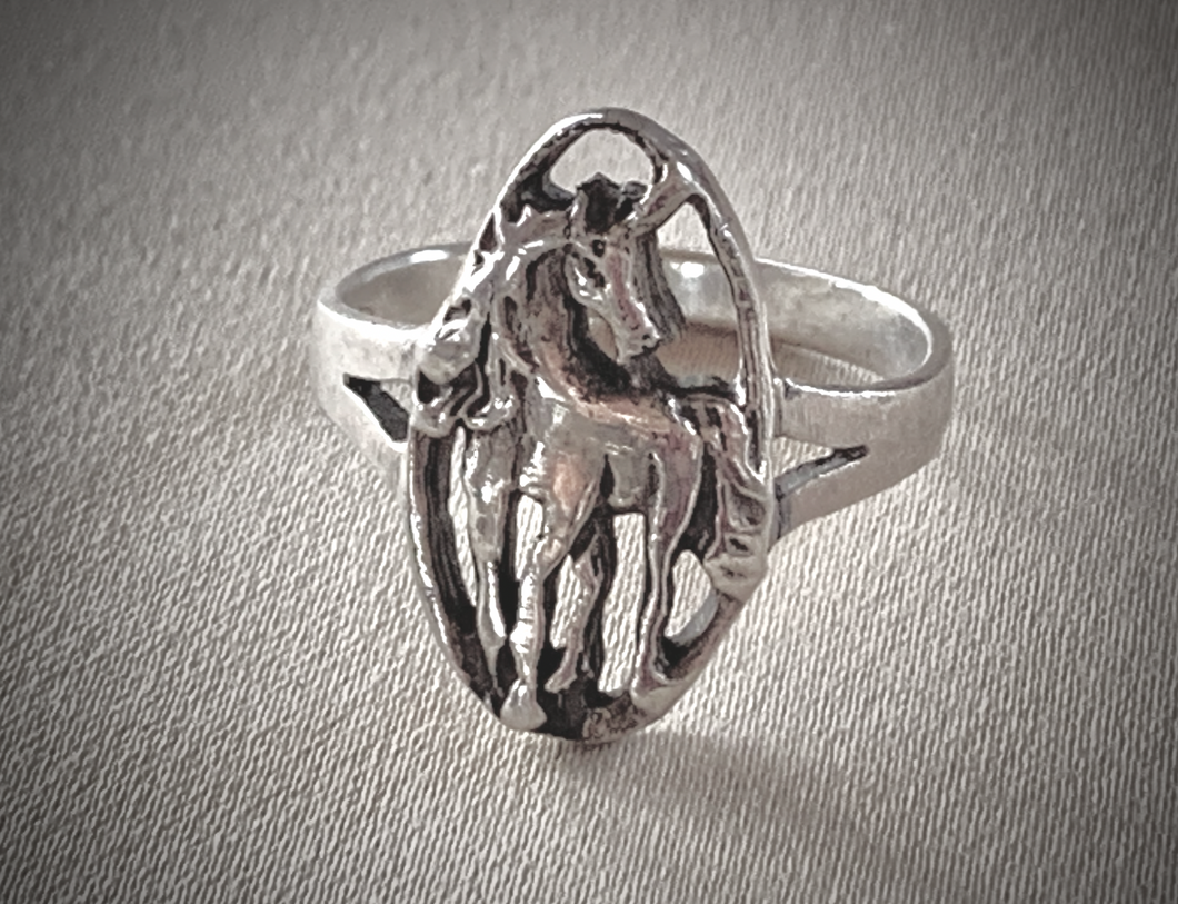 Horse, Unicorn on Silver Ring RENTAL