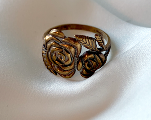 Old English Roses on Solid Warm Brass Ring RENTAL