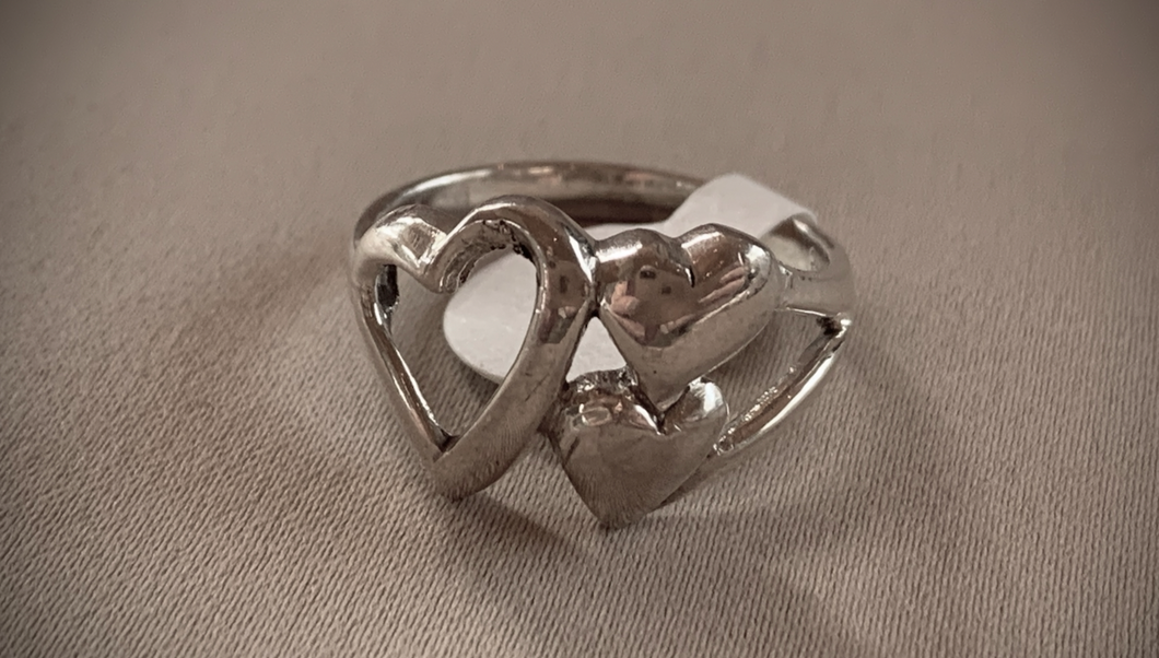 Triple heart open silver ring RENTAL