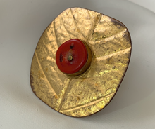 Load image into Gallery viewer, Vintage Oversized Golden Square Leaf Ring RENTAL
