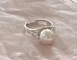 Large Pearl w/Hearts & Rhinestones on Silver Ring RENTAL