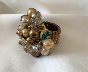 Vintage Inspired Pearl/Glass Bead Ring w/Movement RENTAL