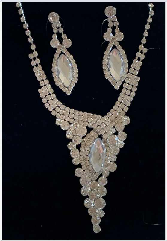 V shaped rhinestone bib necklace set w/ earrings RENTAL